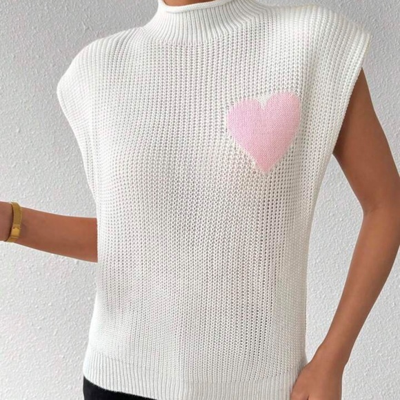 Beautiful Women Stand winter Collar Heart Pattern Batwing Short Sleeve Knit Top - Picture 4 of 6